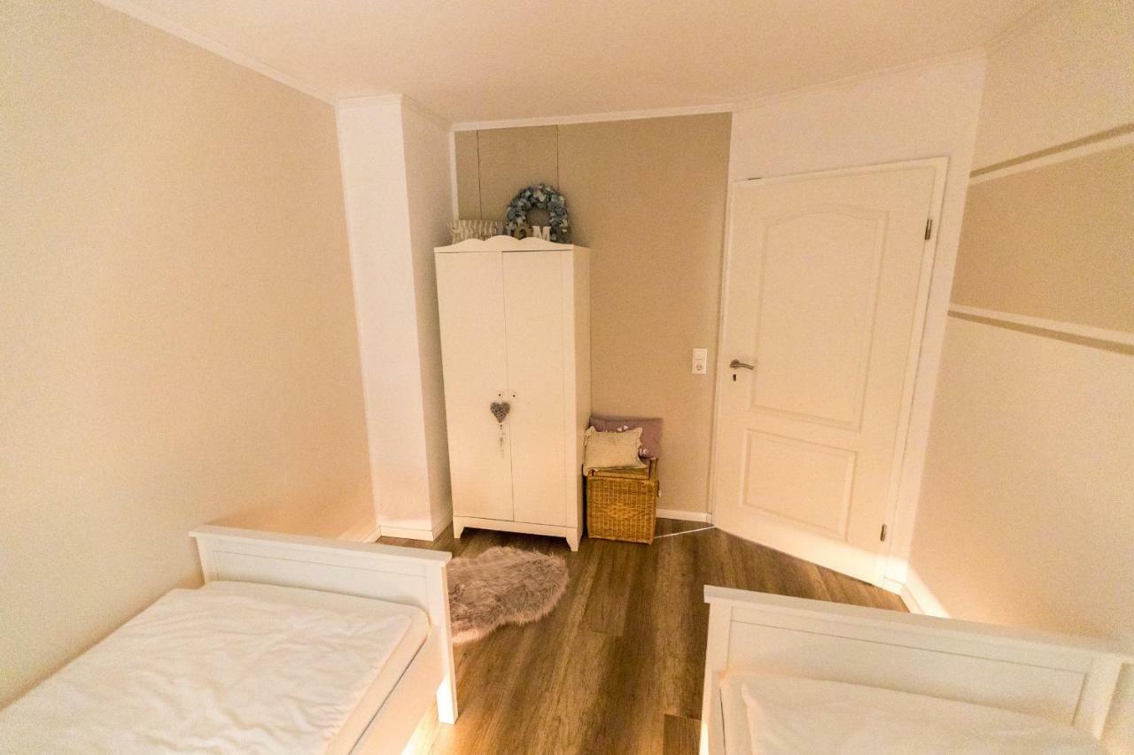 Ferienwohnung Landhaus Swisttal - In Der Naehe Phantasialand Bruehl Und Palmenparadies Therme Euskirchen Eksteriør bilde