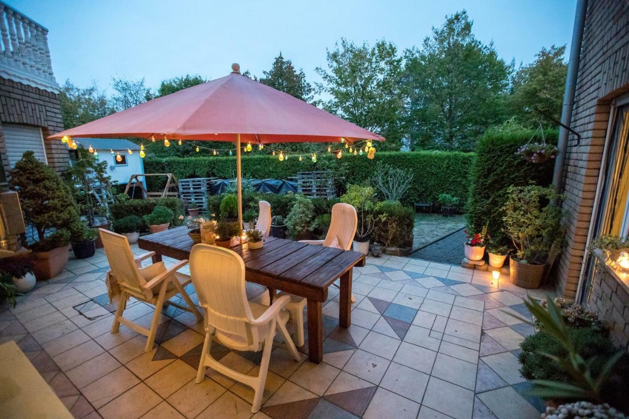Ferienwohnung Landhaus Swisttal - In Der Naehe Phantasialand Bruehl Und Palmenparadies Therme Euskirchen Eksteriør bilde